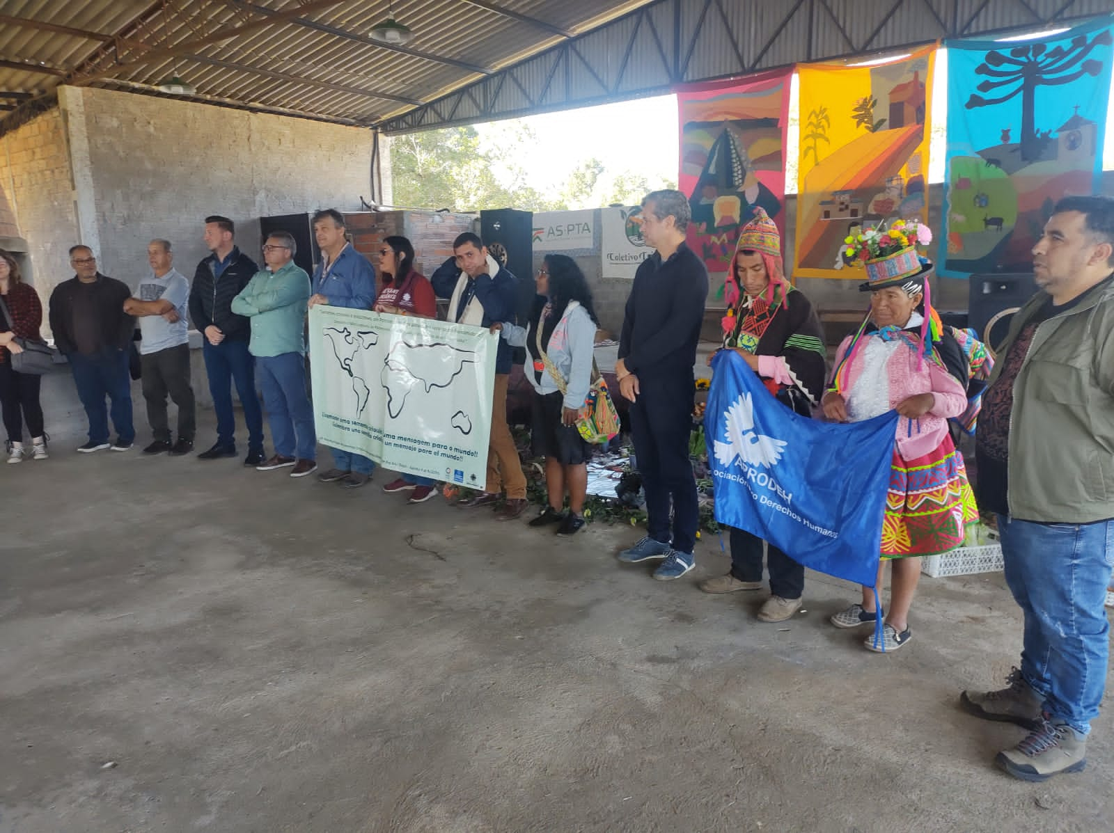 feira de sementes (4).jpeg