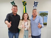 Prefeito de Rio Azul e Presidente da Câmara Municipal buscam investimentos para o município