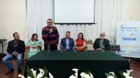 Presidente da Câmara Mariano Vicente Tyski e Vereador Zerico Nepomoceno Participam da Formatura do Curso de Massagista em Rio Azul